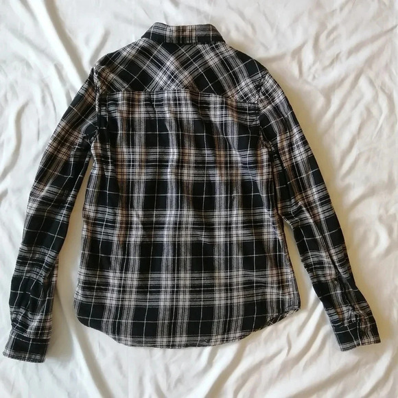 PAIGE Heritage Plaid Flannel Button Up in Black,  White, and Rosewater Pink XS - Picture 8 of 14